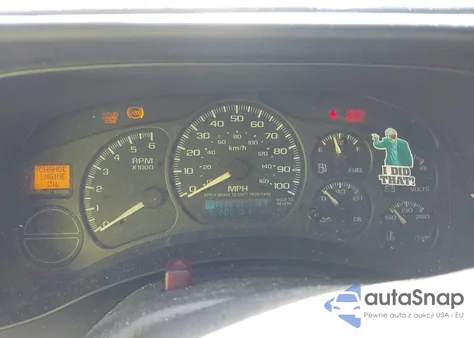 2001 Chevrolet Suburban 1500 Ls z USA, uszkodzony, nr VIN 3GNEC16T81G289220